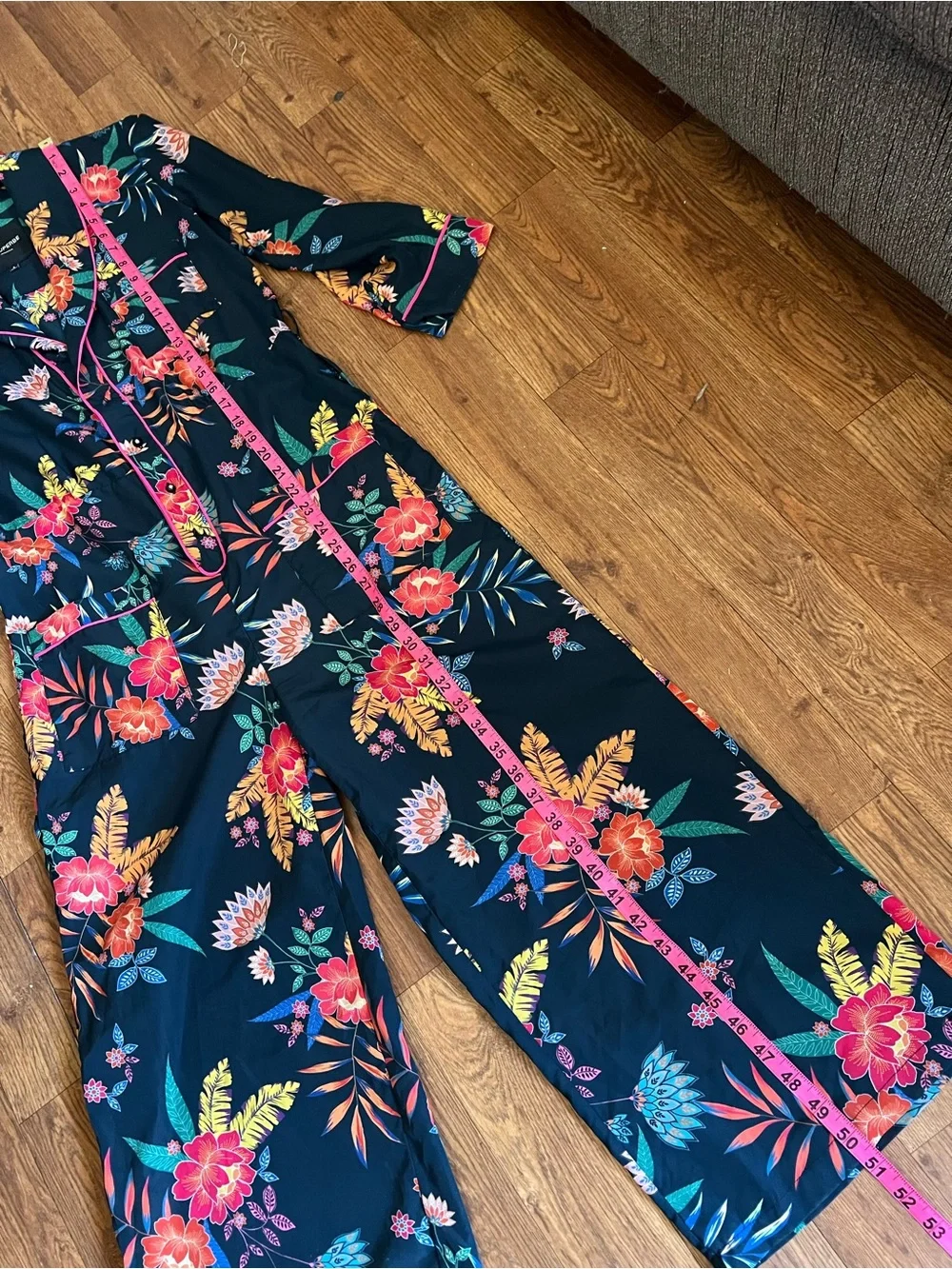 Le Superbe Floral Print V-Neck Jumpsuit Size 4